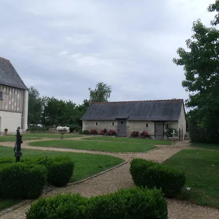 Le Grand Boust Guest house Longue